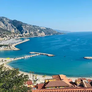 Cozy Lemon Menton